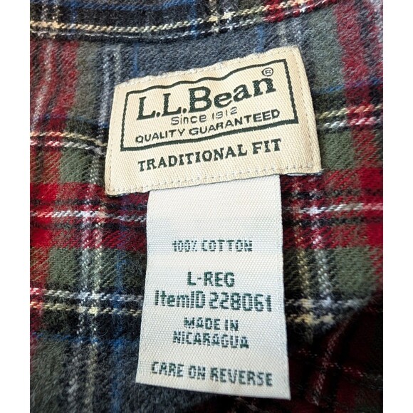 L.L. Bean Men's Plaid Casual Button Down Shirt - Red and Blue - Picture 4 of 11